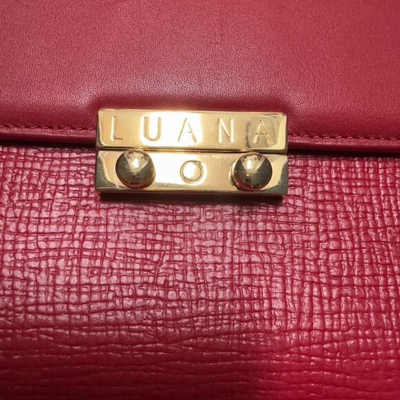 Luana Marella Shoulder Bag in Vixen - Picture 2 of 4